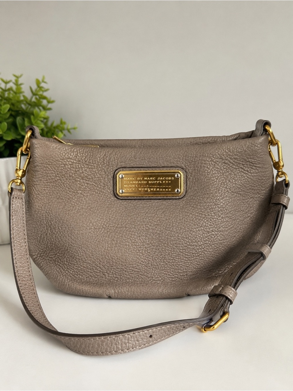 Marc by Marc Jacobs Pebbled Leather Crossbody Bag Gray Taupe Gold